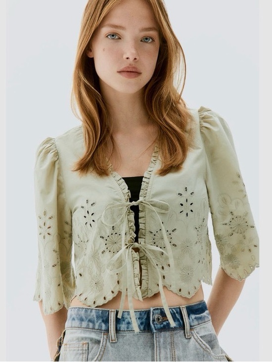 H&M Tops - H&M Sage Green Eyelet Tie-Front Crop Blouse